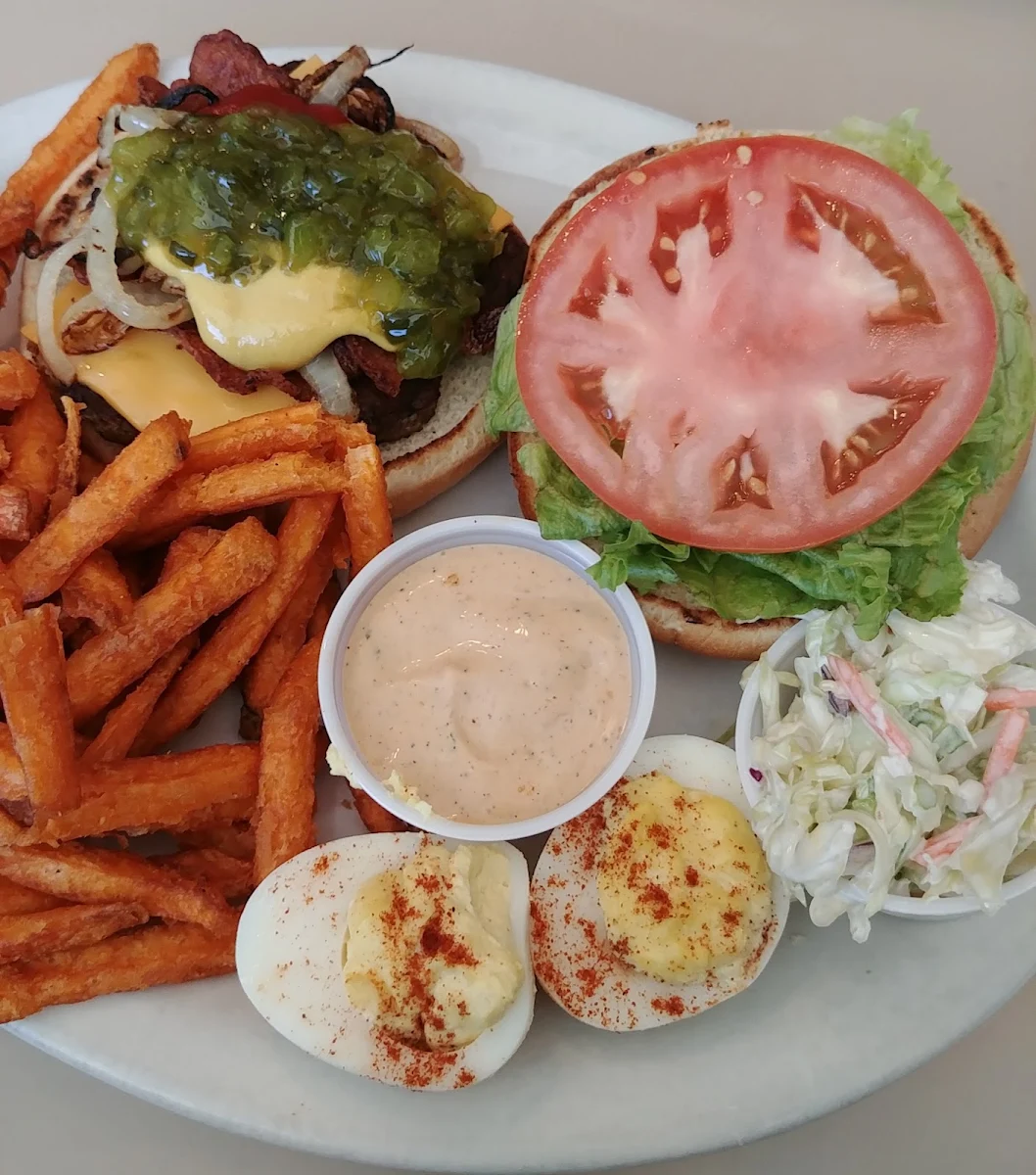 Bacon Cheeseburger, Miss Ingersoll Restaurant