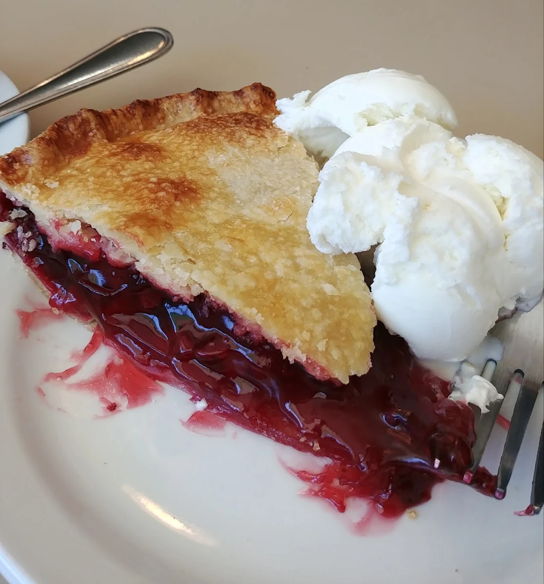 Cherry Pie with Ice Cream, Miss Ingersoll Restaurant