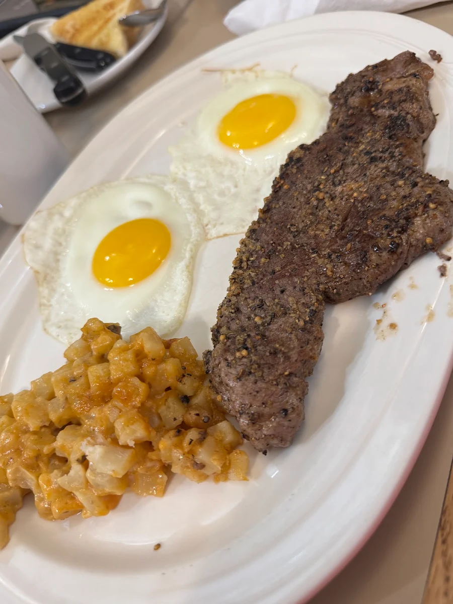 Highlights, Miss Ingersoll Restaurant