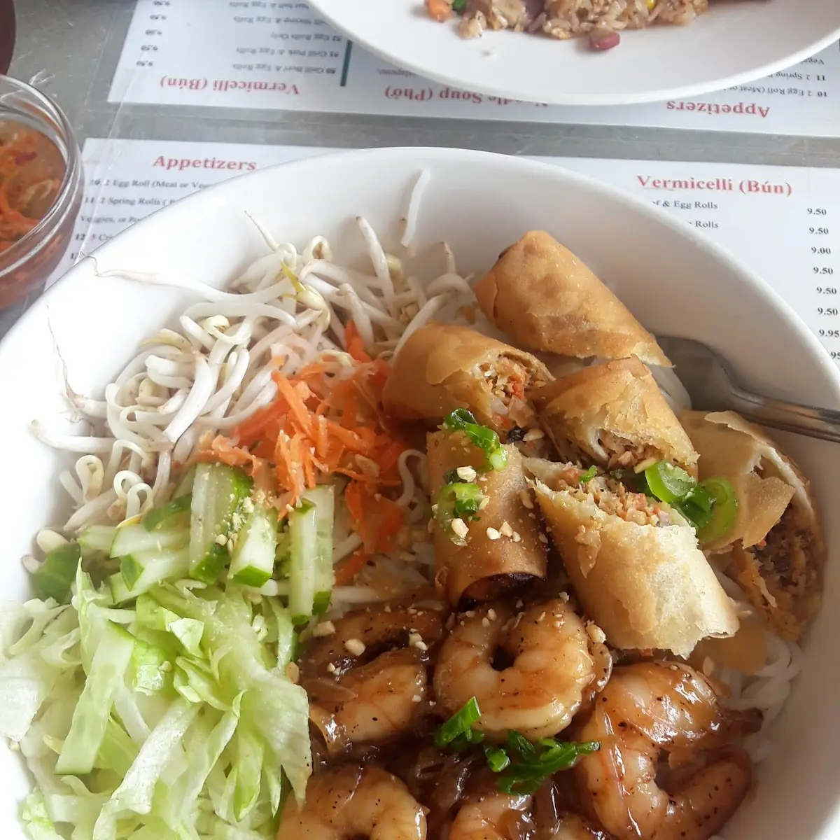 Bun with Grill Shrimp and Egg Rolls
