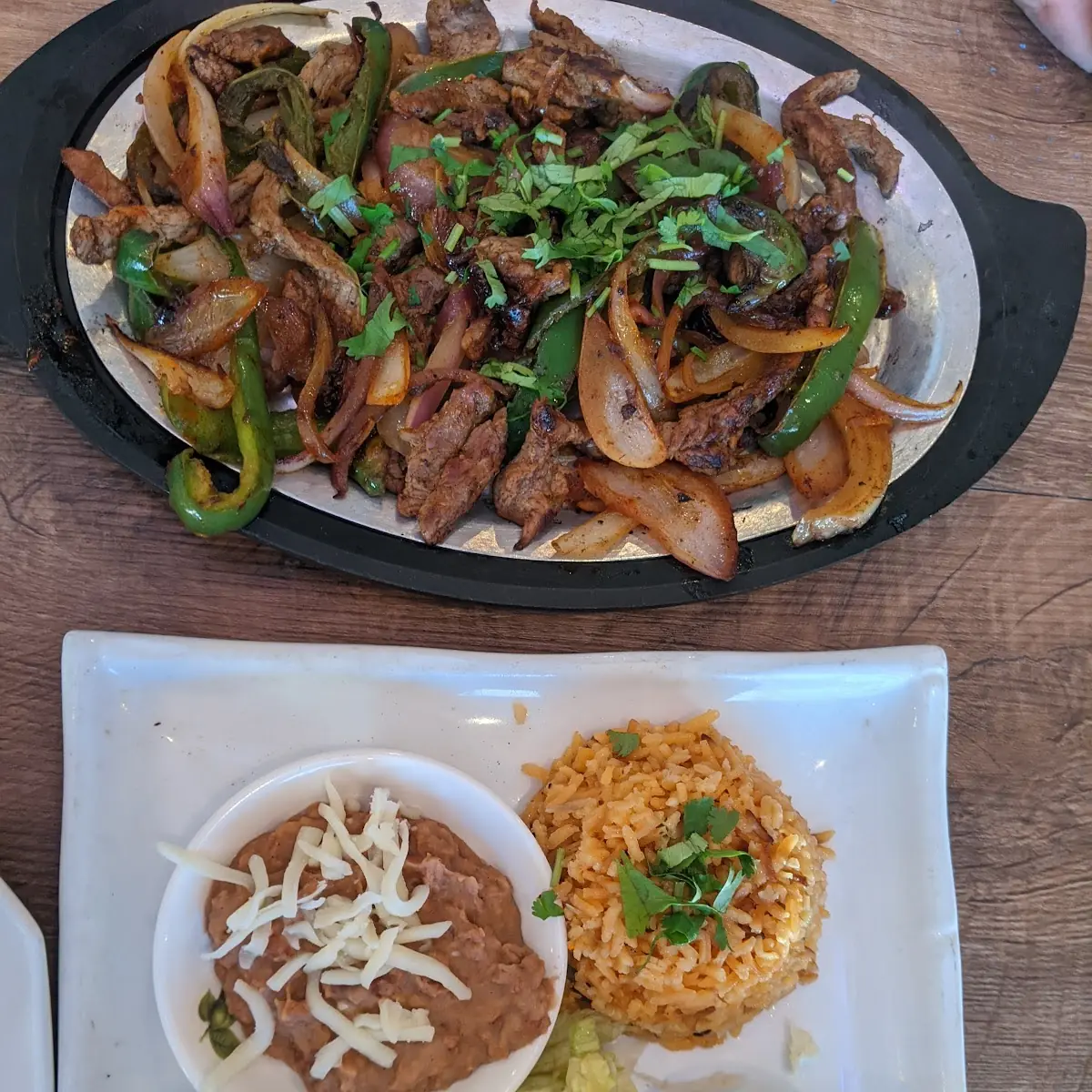 Trio Fajitas