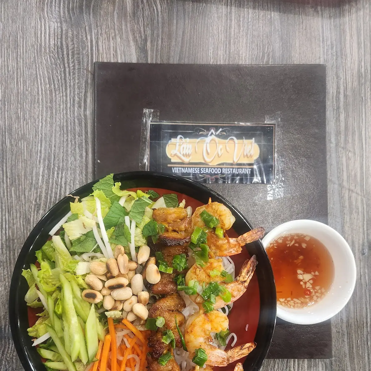 Lotus Seafood Salad Gỏi