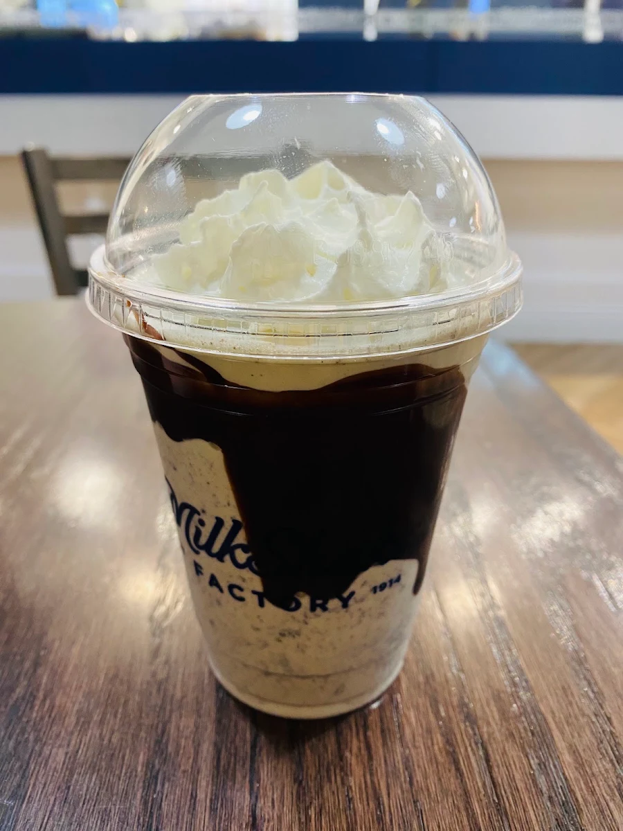 Mint Chocolate Chip Shake
