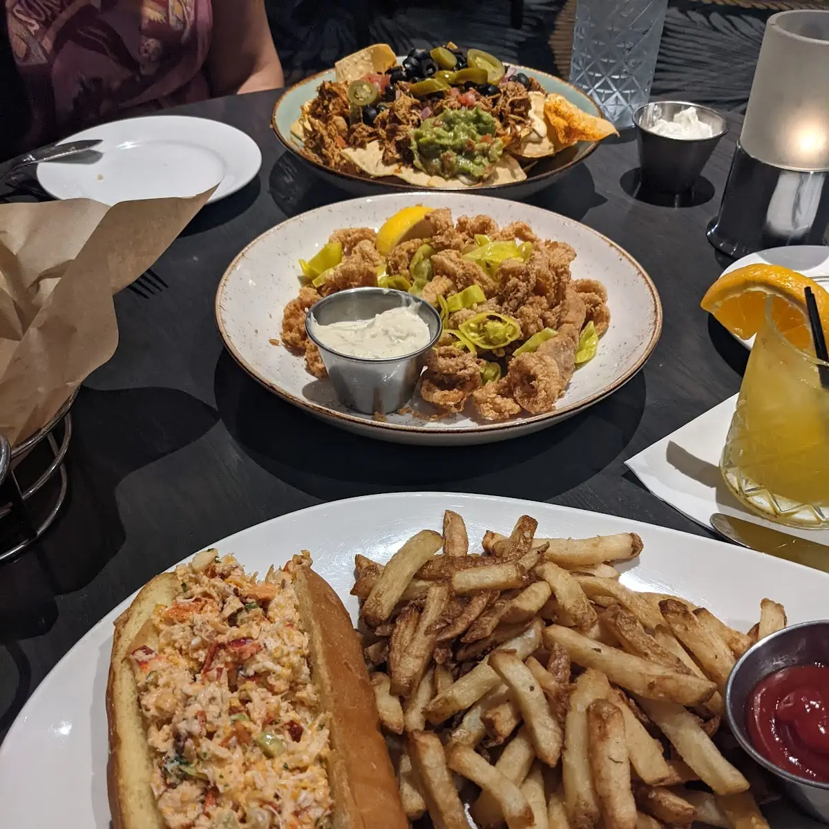 Calamari & Lobster Roll