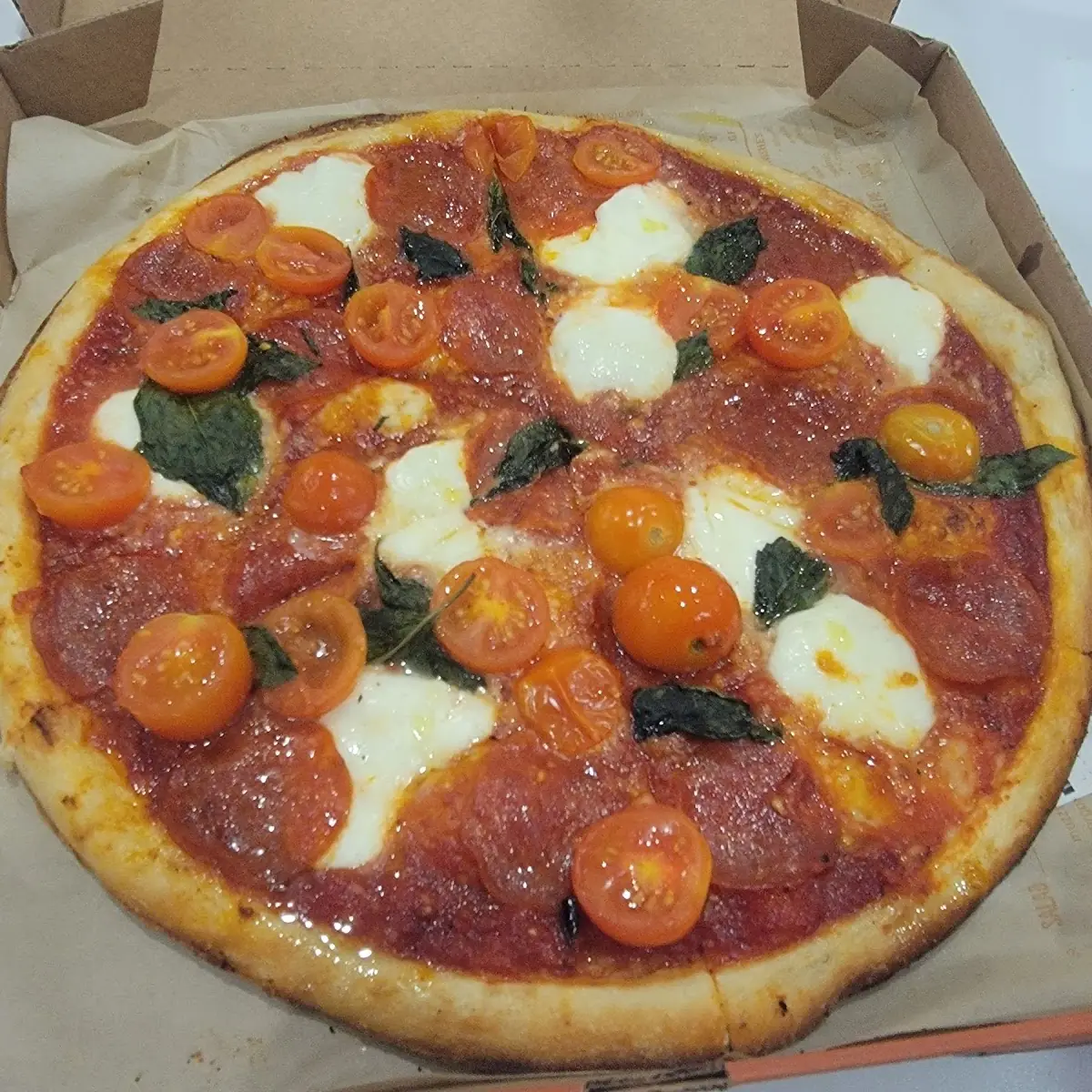 Red Vine Pizza