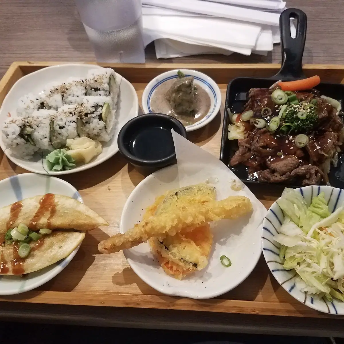 Lunch Set Beef Teriyaki, Sushi Nara