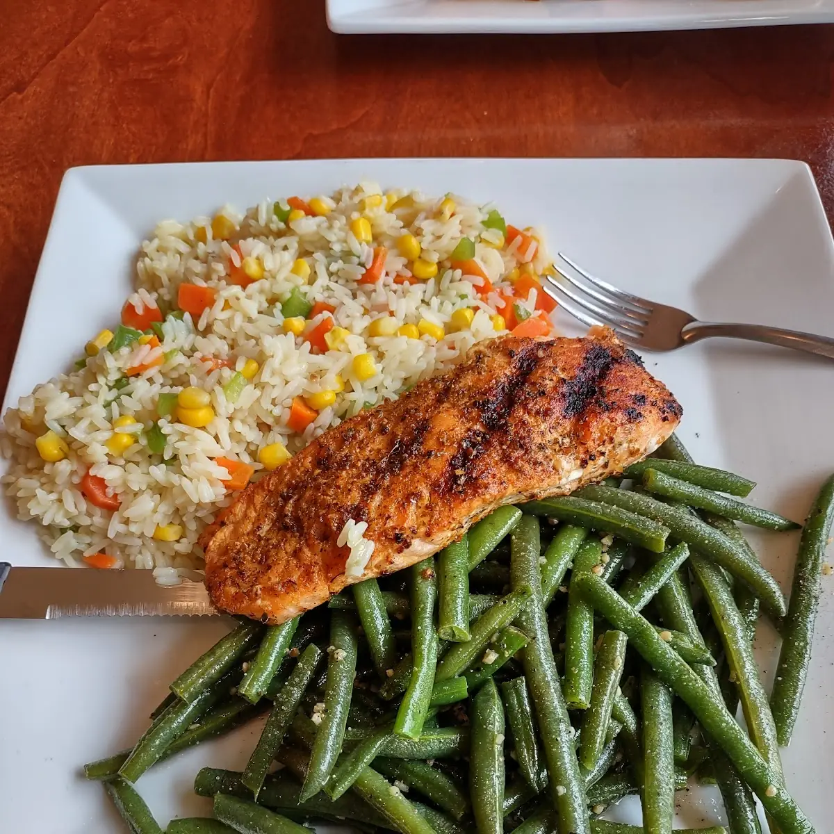 Salmon String Beans with Garlic and Rice and Peas