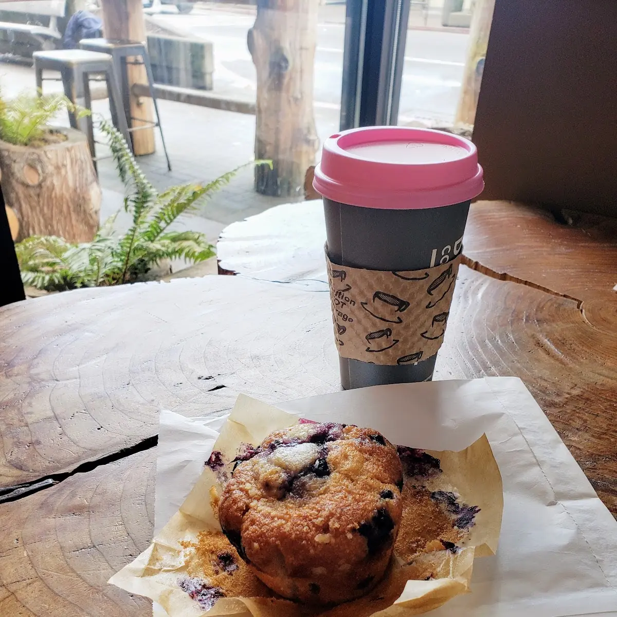Blueberry Cobbler Muffin