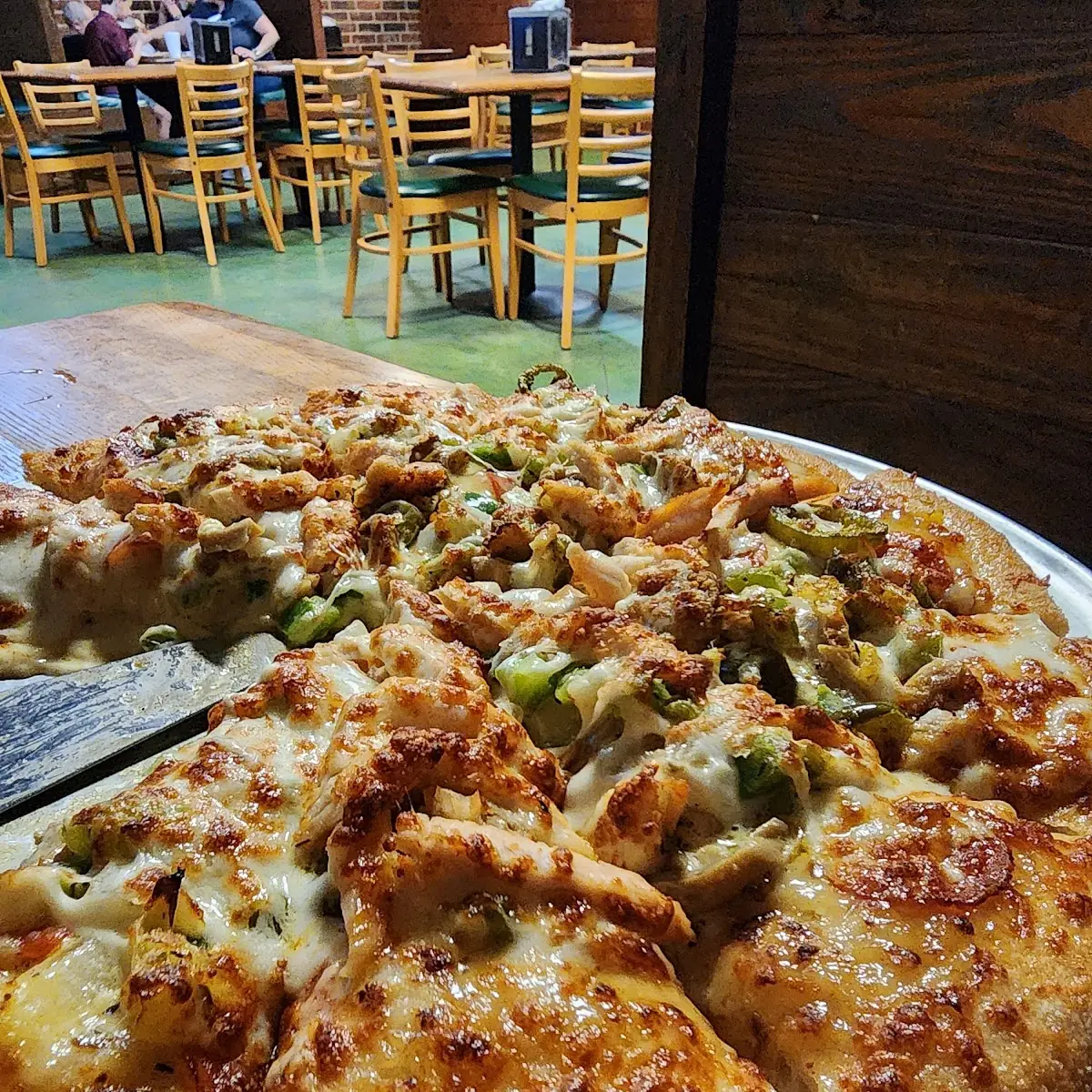 Bang Bang Chicken Pizza