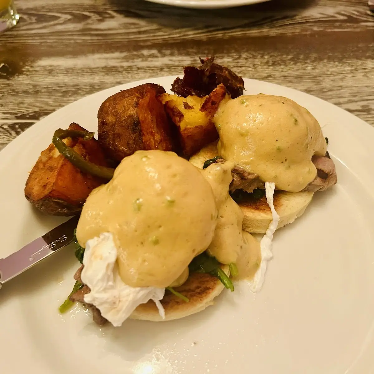 Eggs Benedict