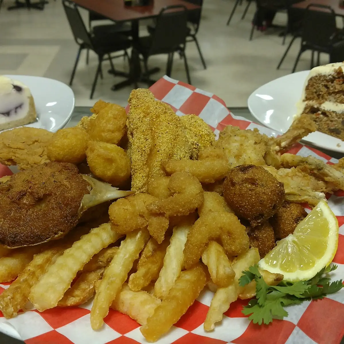 3 pc Fried Chicken with Mashed Potatoes