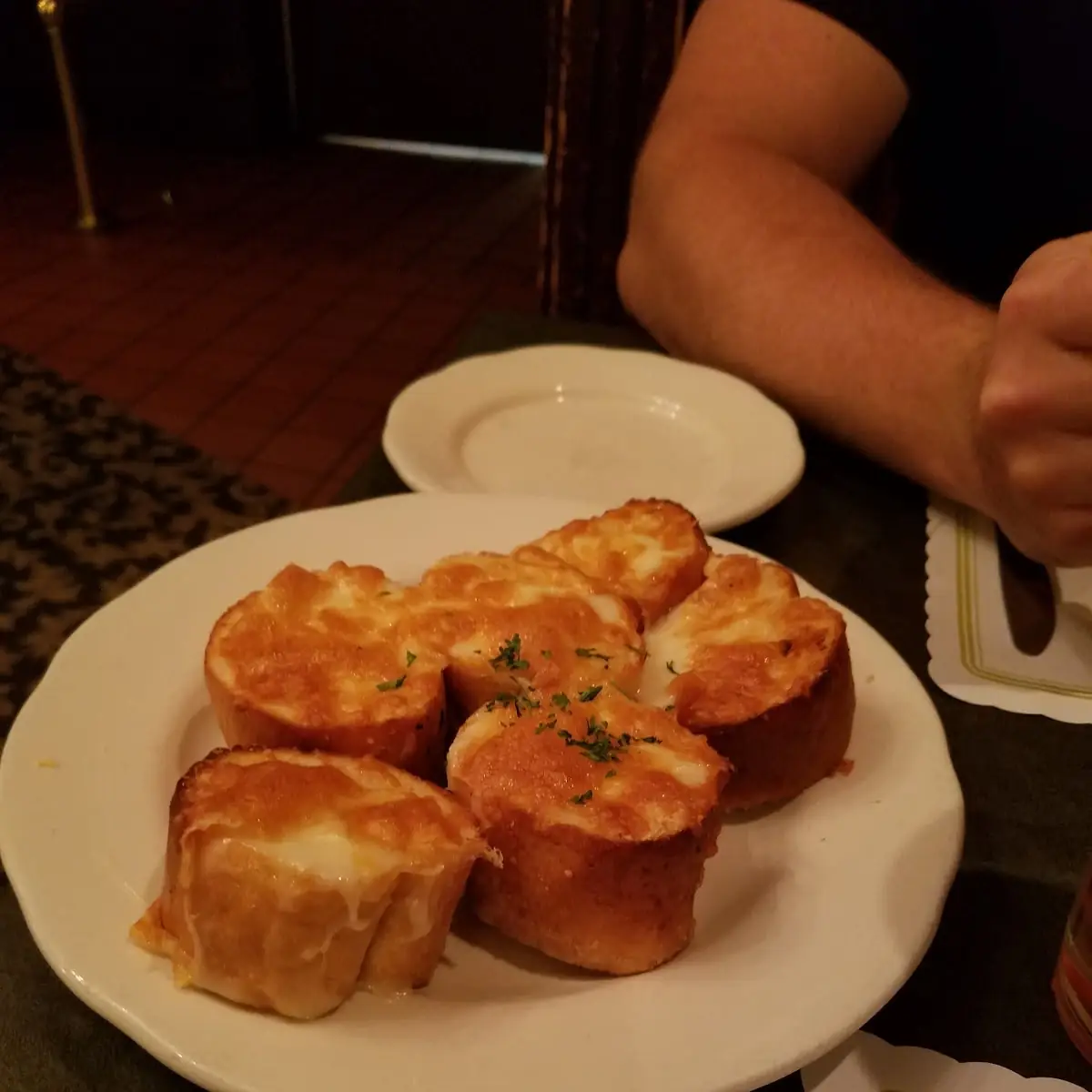 Garlic Cheese Bread