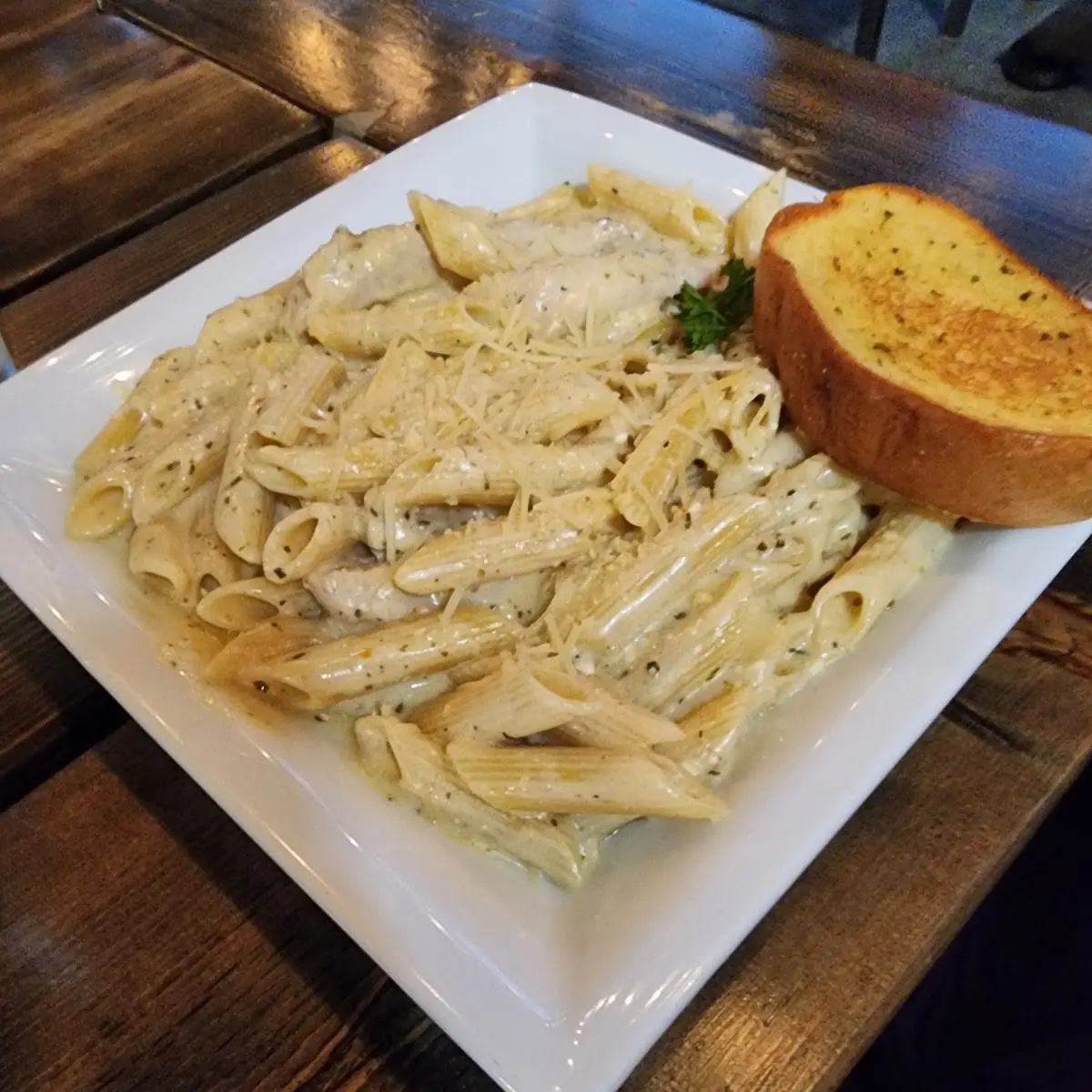 Fettuccine Alfredo
