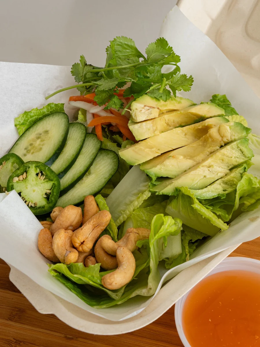 Banh MI Salad
