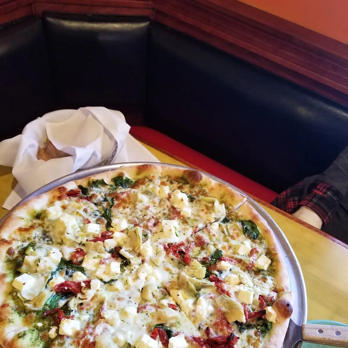 Primavera Pizza