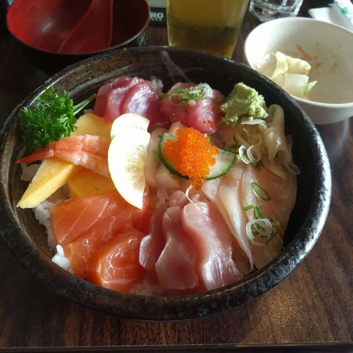 Chirashi Sushi