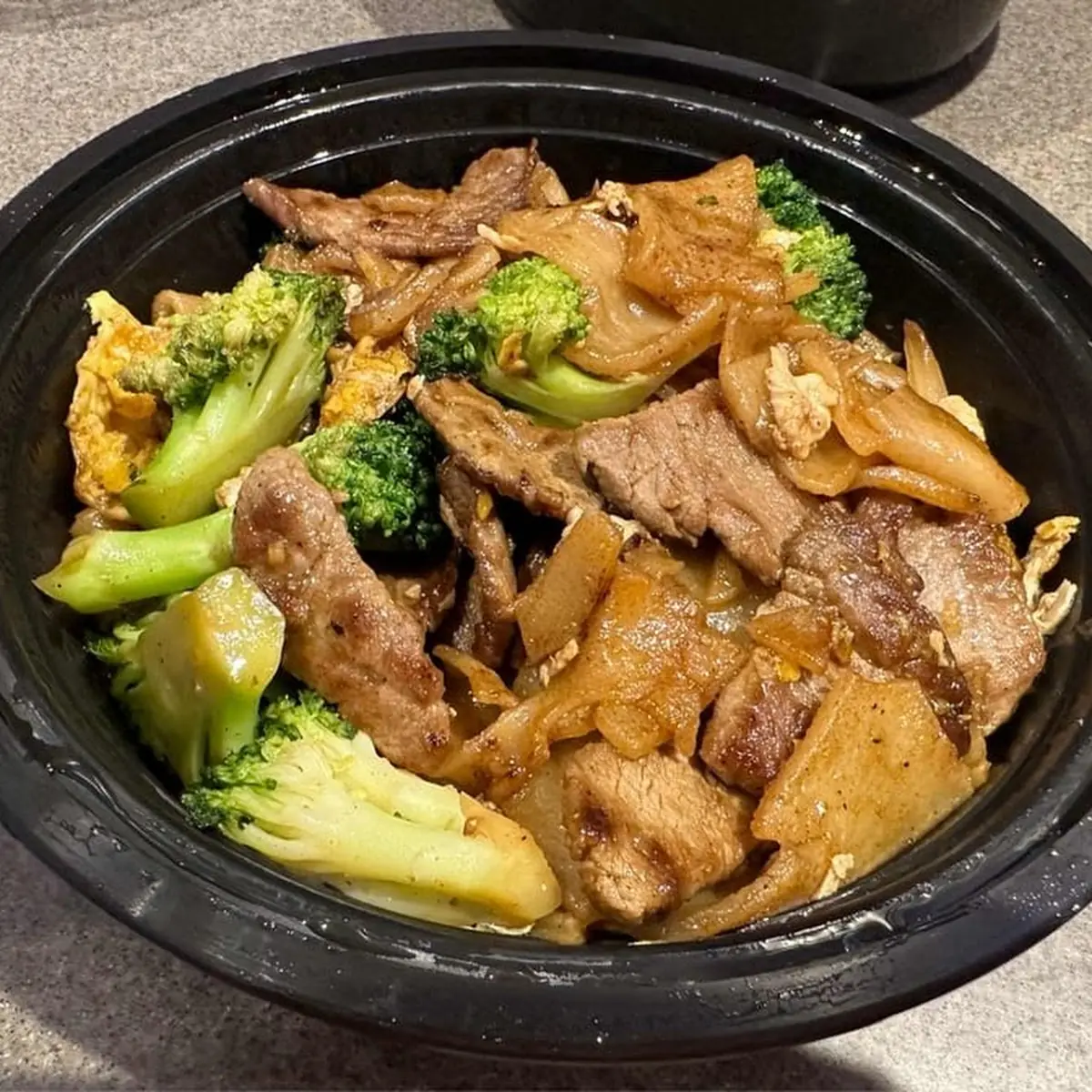 Pad See EW with Chicken