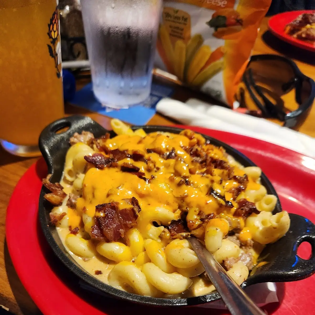 Bacon Cheeseburger Mac and Cheese
