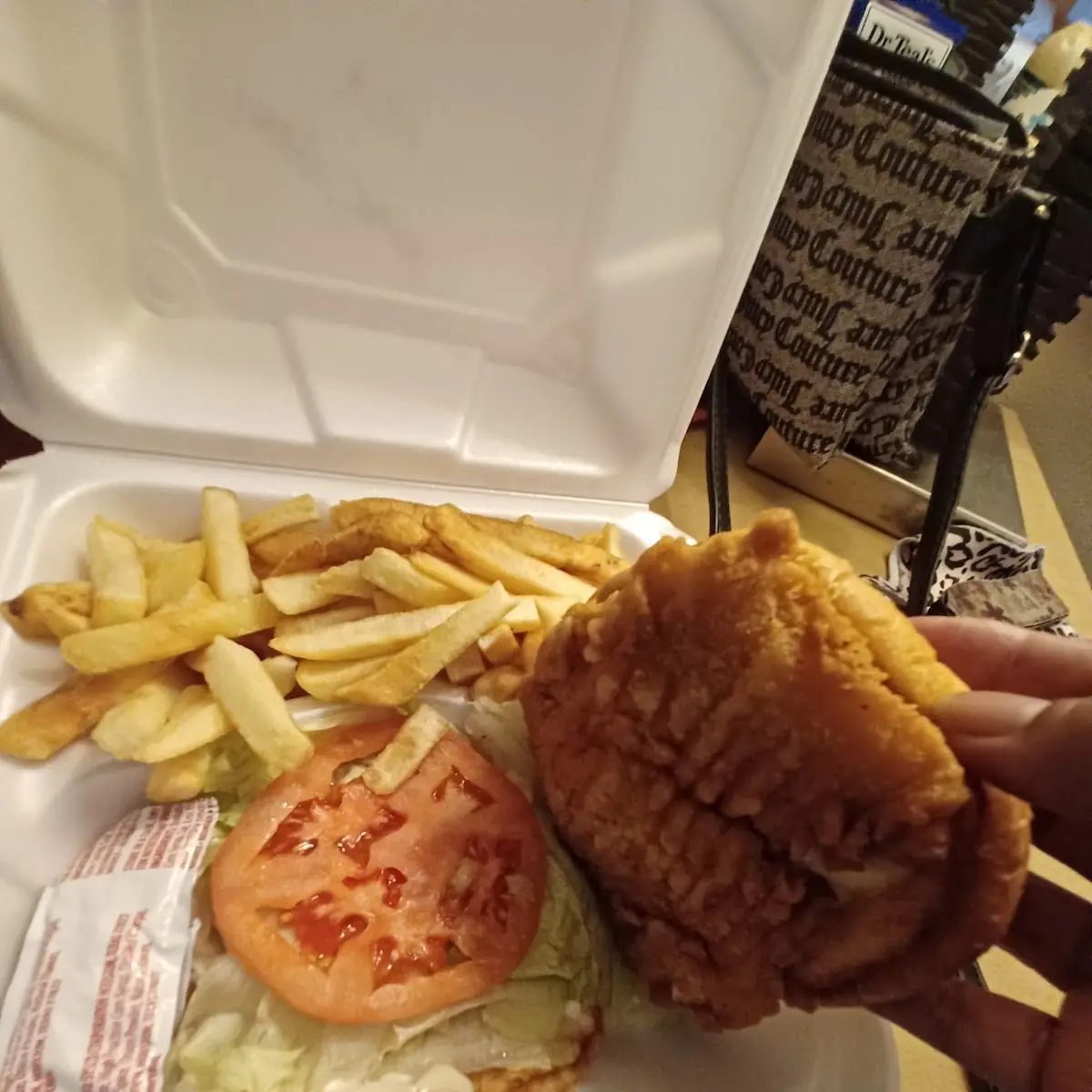 Crispy Chicken Sandwich w Fries