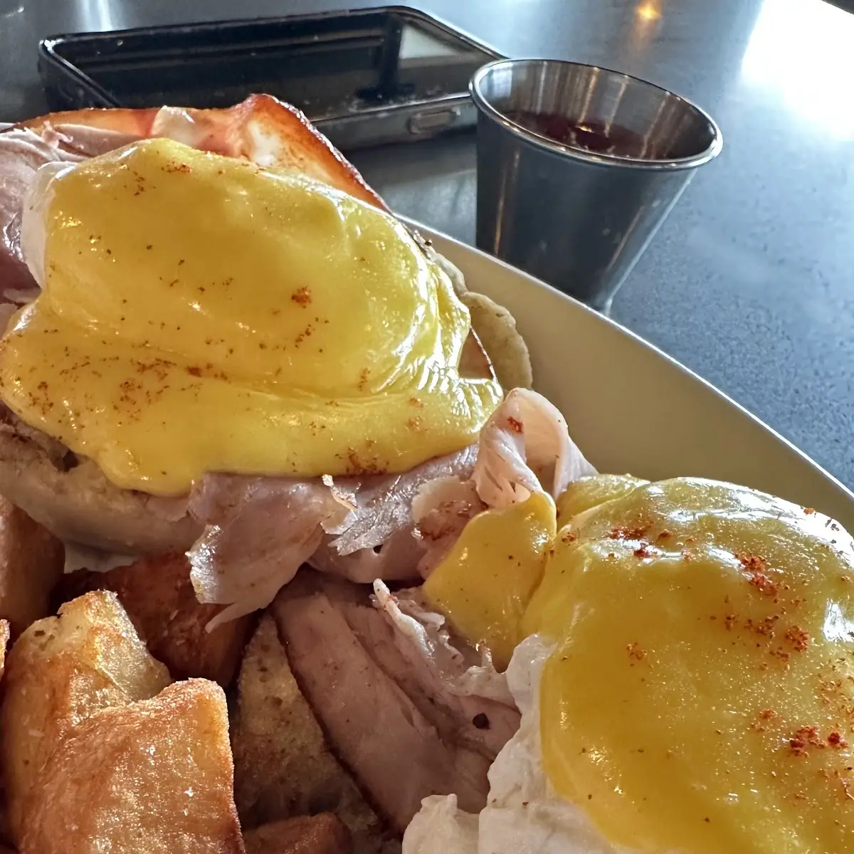 Eggs Benedict