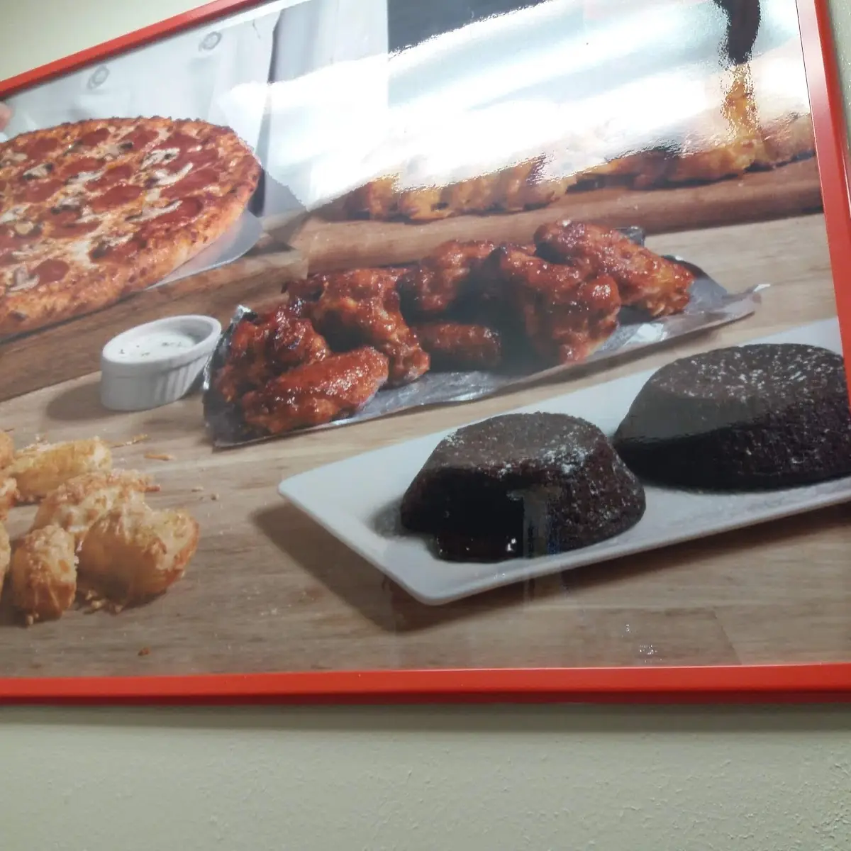 Molten Lava Cake Wings & Pizza