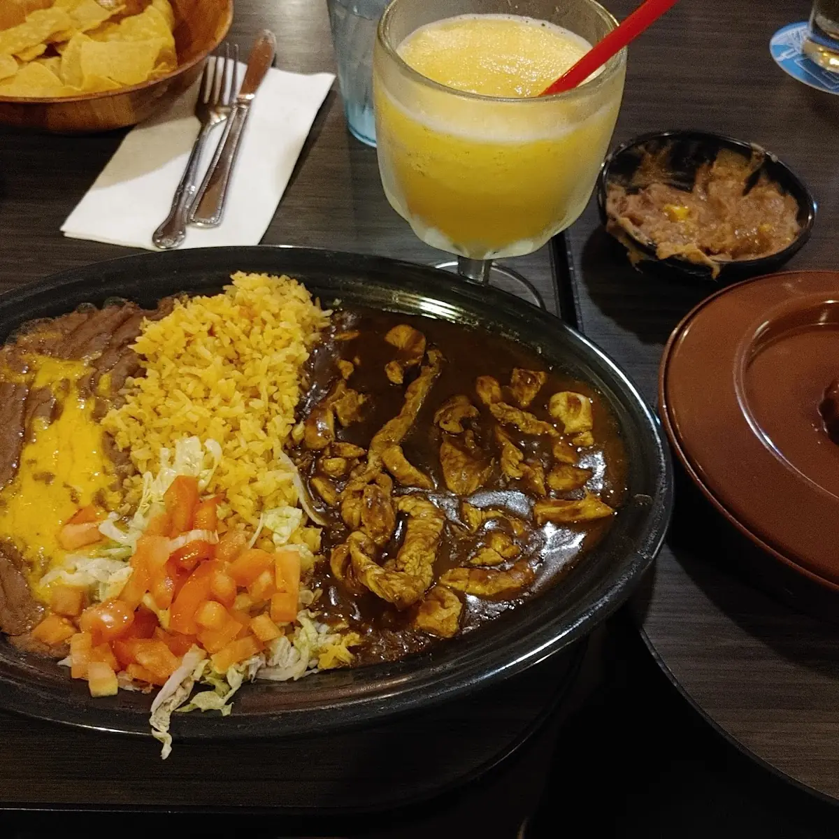 Pollo En Mole