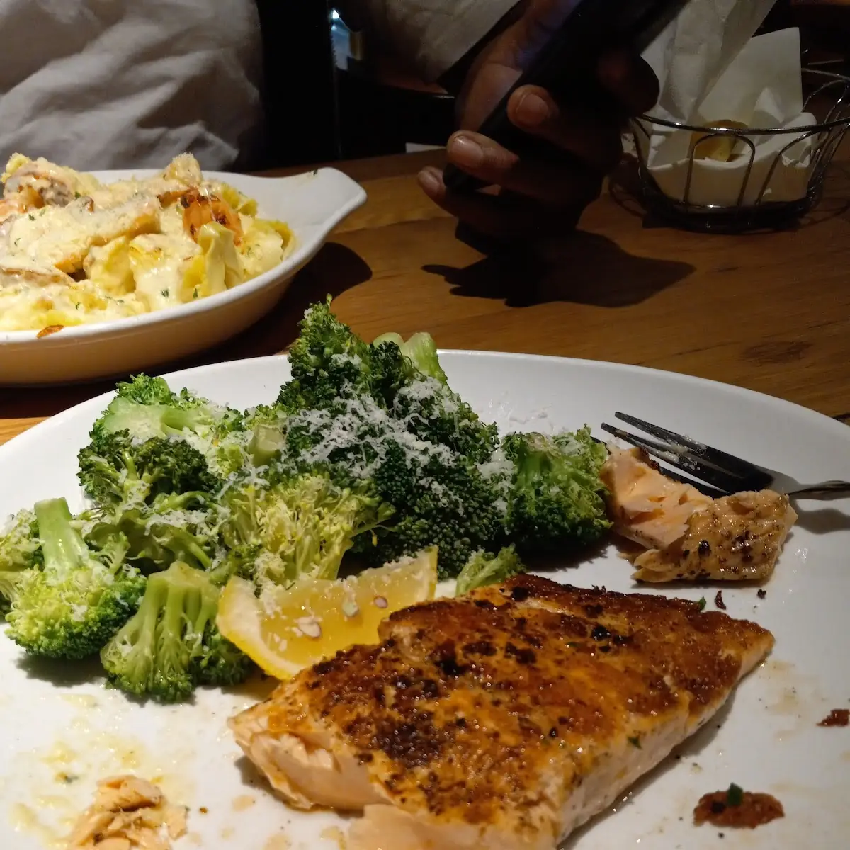 Salmon with Steamed Broccoli