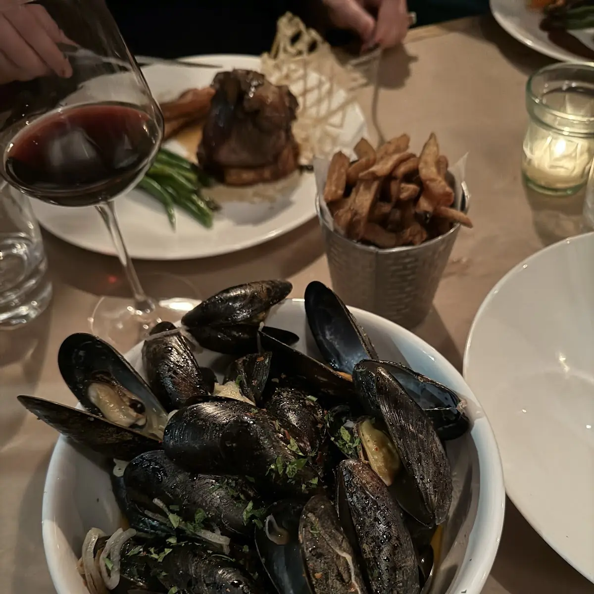 Moules a La Mariniere Et Prites