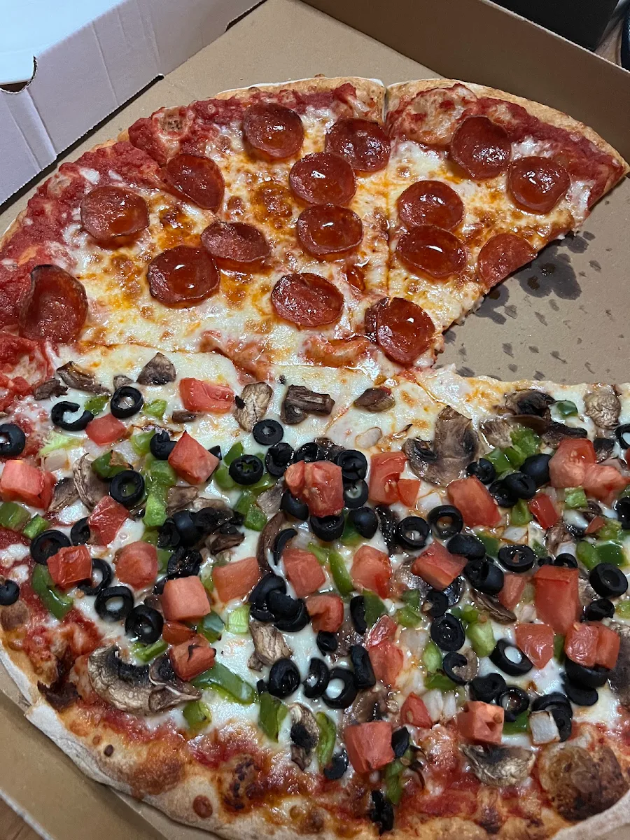Half Pepperoni and Veggie Pizza