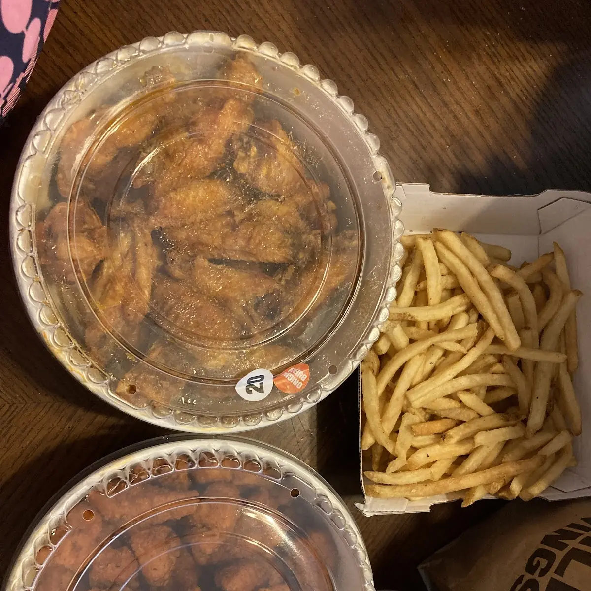 Buffalo Wings with Fries