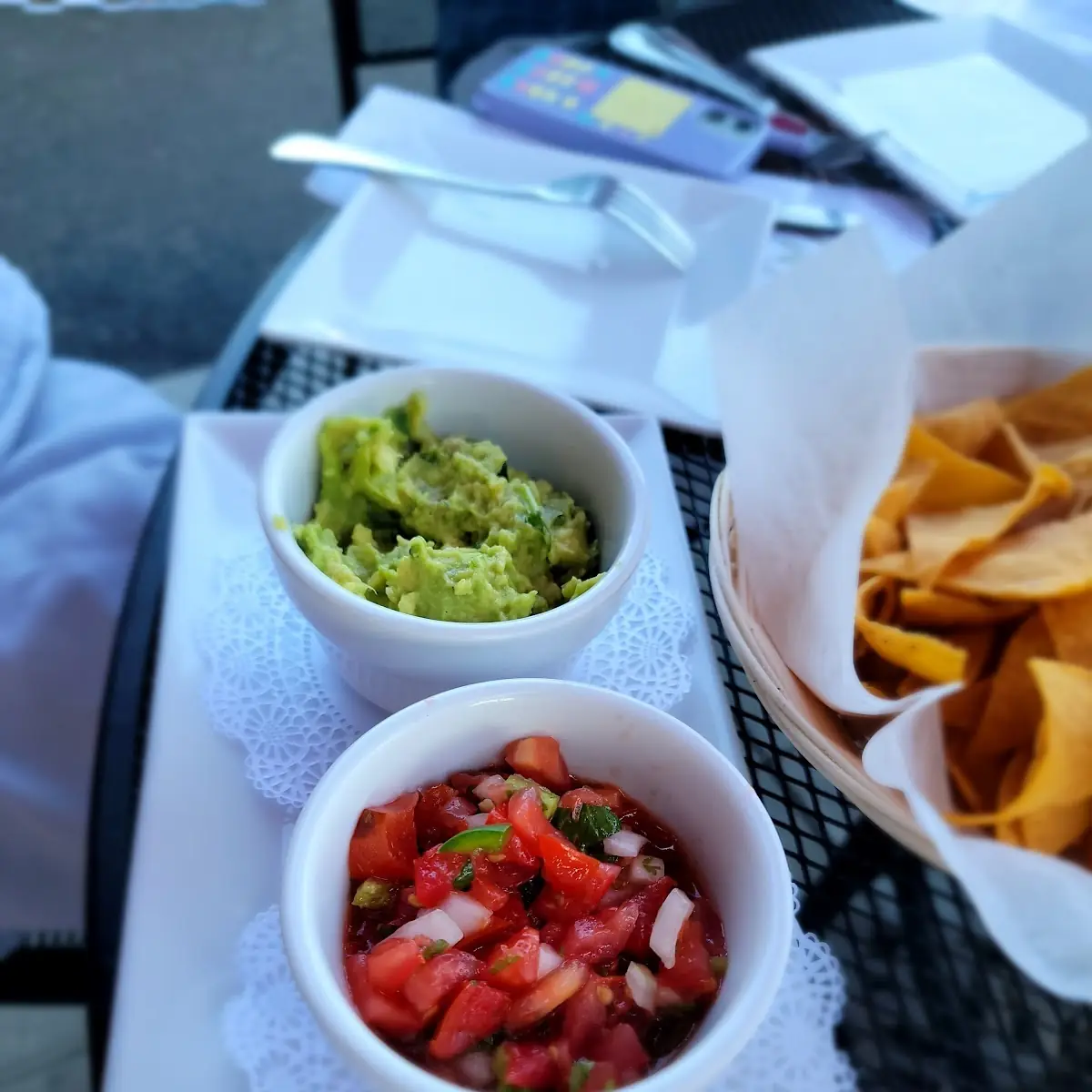 Chips Guacamole & Salsa