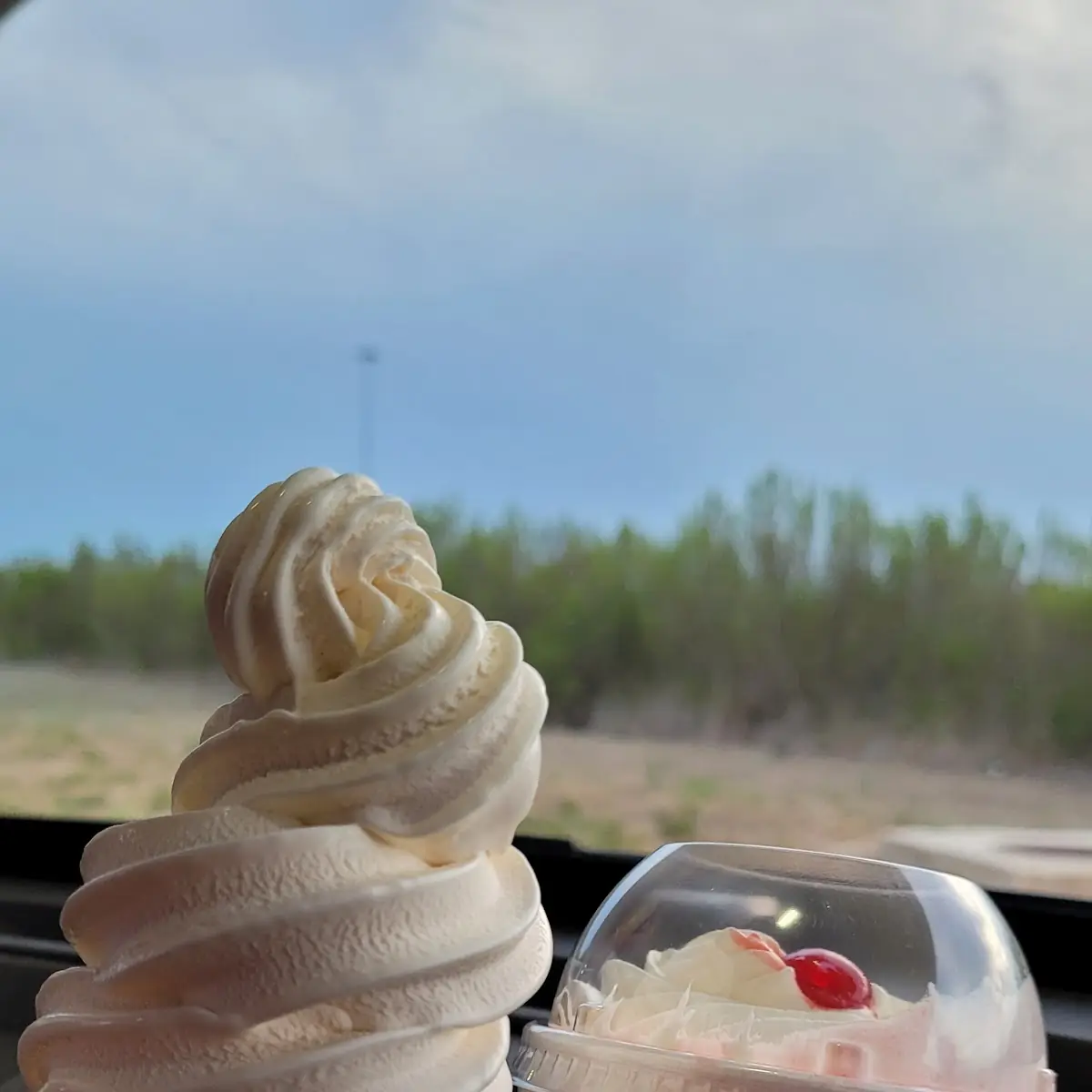 Cone AMD Mini Strawberry Shake