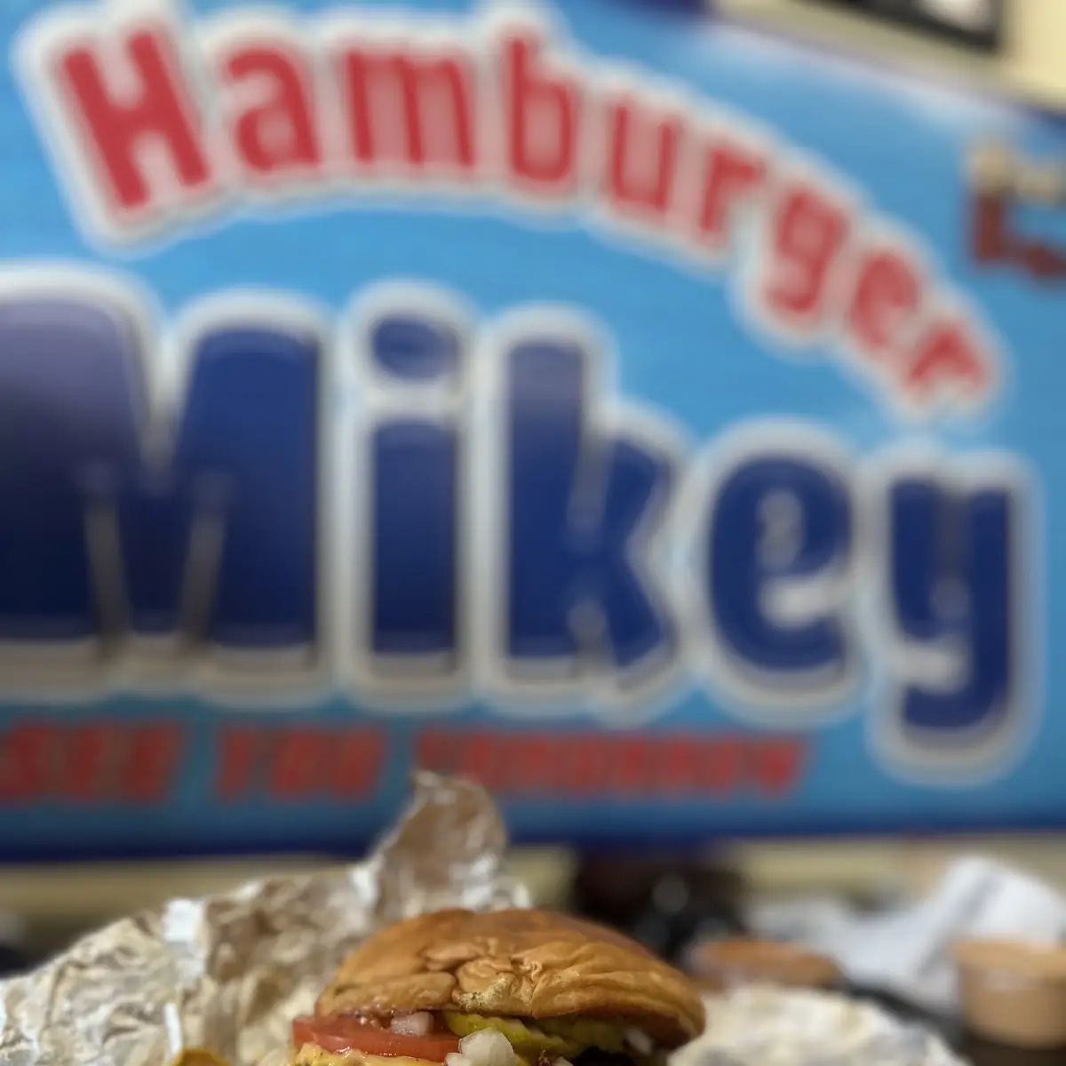 Mayo Ketchup Mustard Burger Q