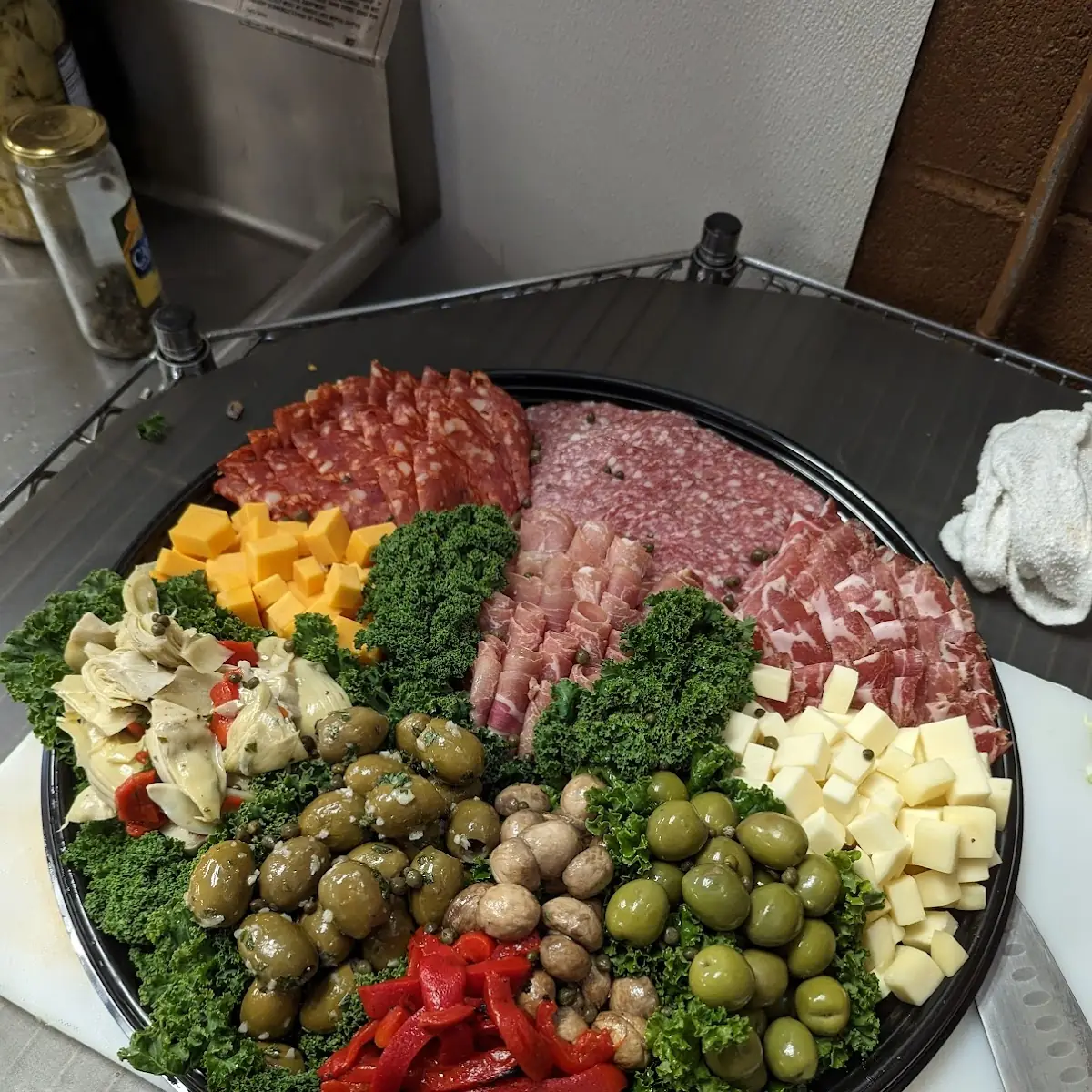 Specialty Meat & Cheese Tray 48 Hours Notice