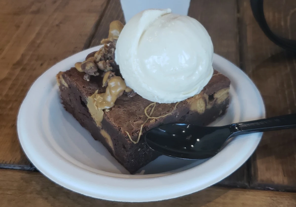 Brownie Sundae