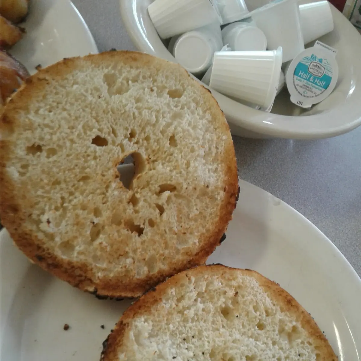 Bagel w/ Plain Cream Cheese Set-Up