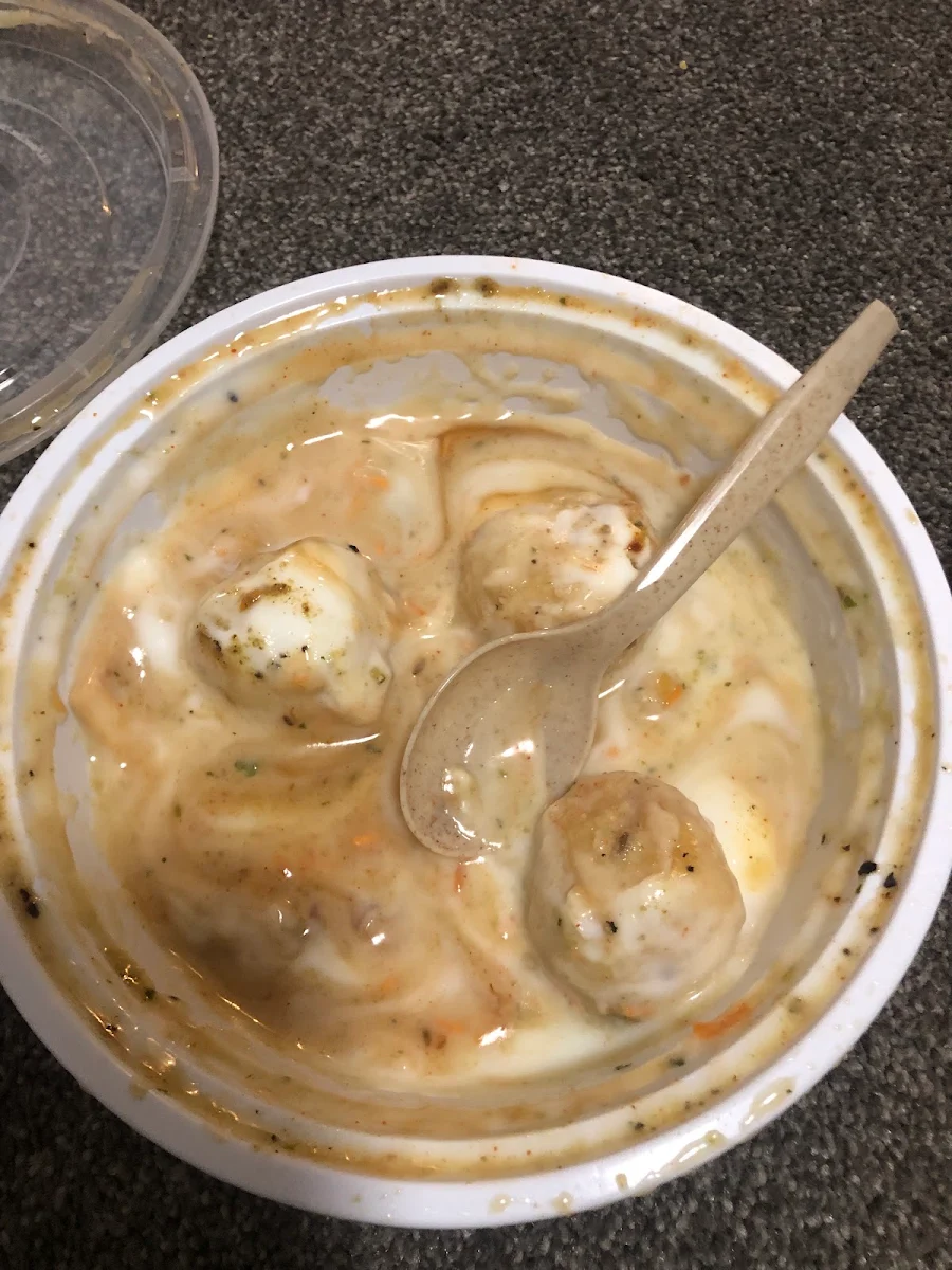 Dahi Bhalla Plate, Sanjha Punjab Sweethouse Ltd