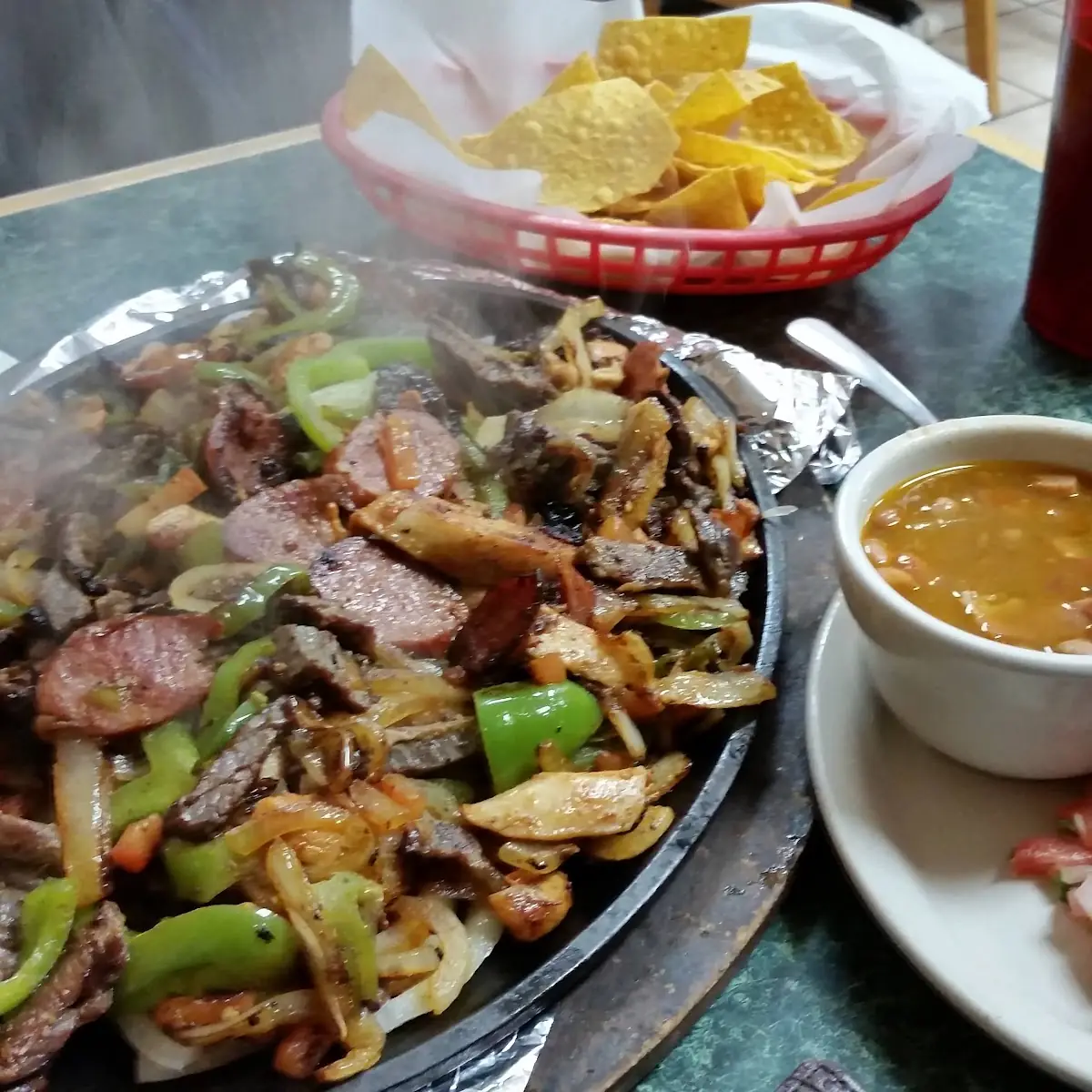 Parrillada Mixta Para 3 Mixed Grill for 3