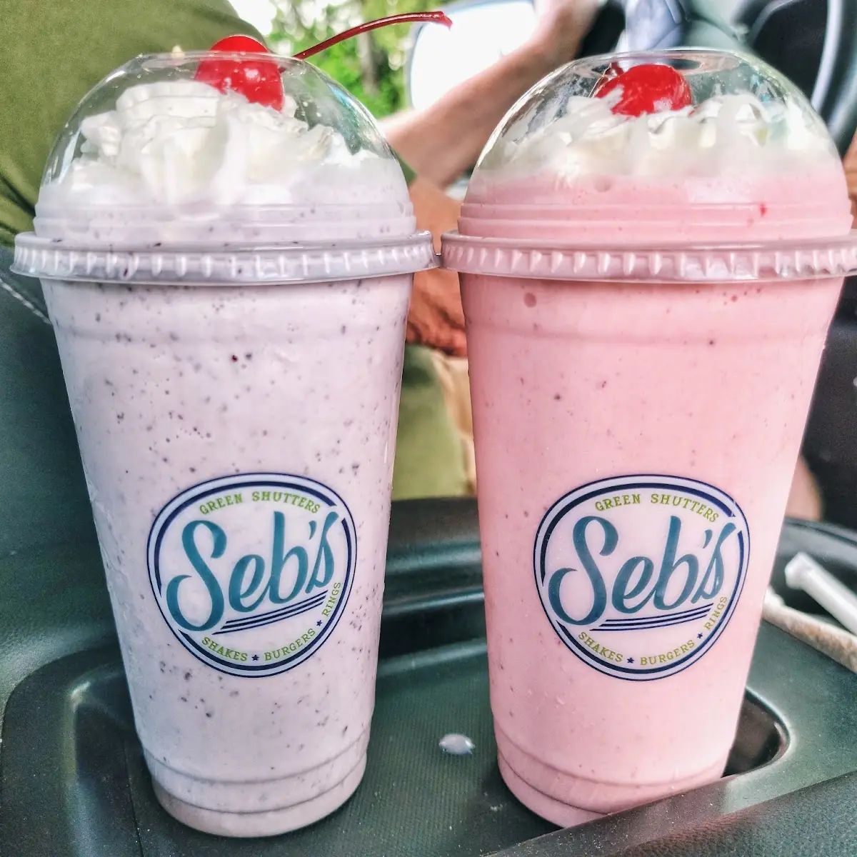 Blueberry Shake Strawberry Shake