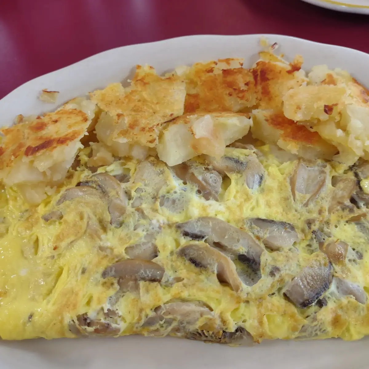 Mushroom Swiss Omelette with Home Fries