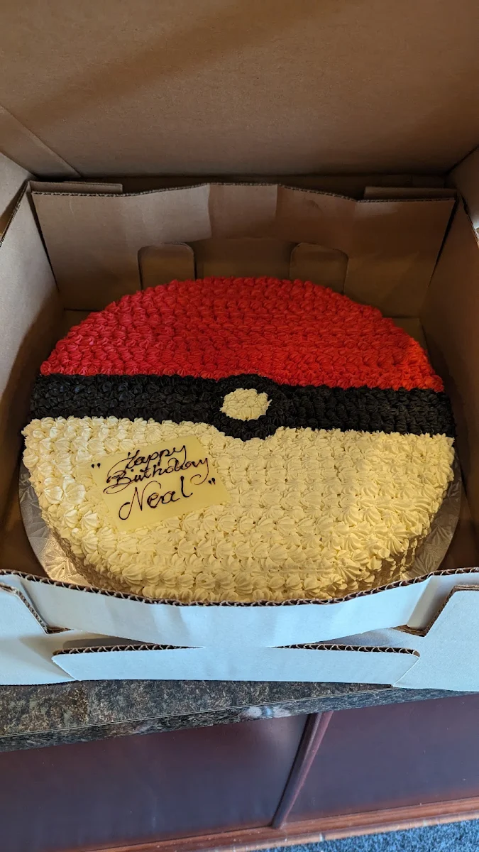 Pokeball Eggless Birthday Cake