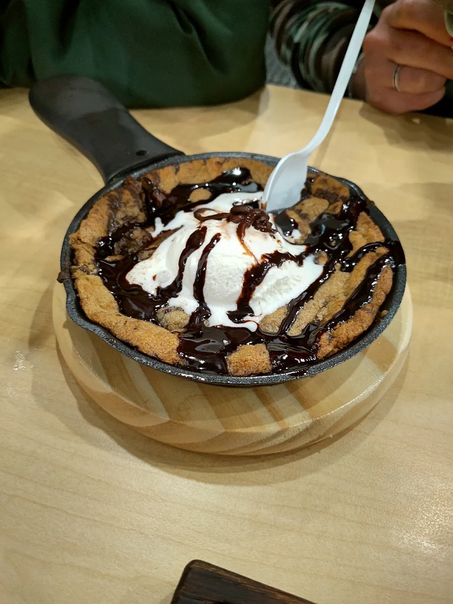 Chocolate Chip Cookie Skillet