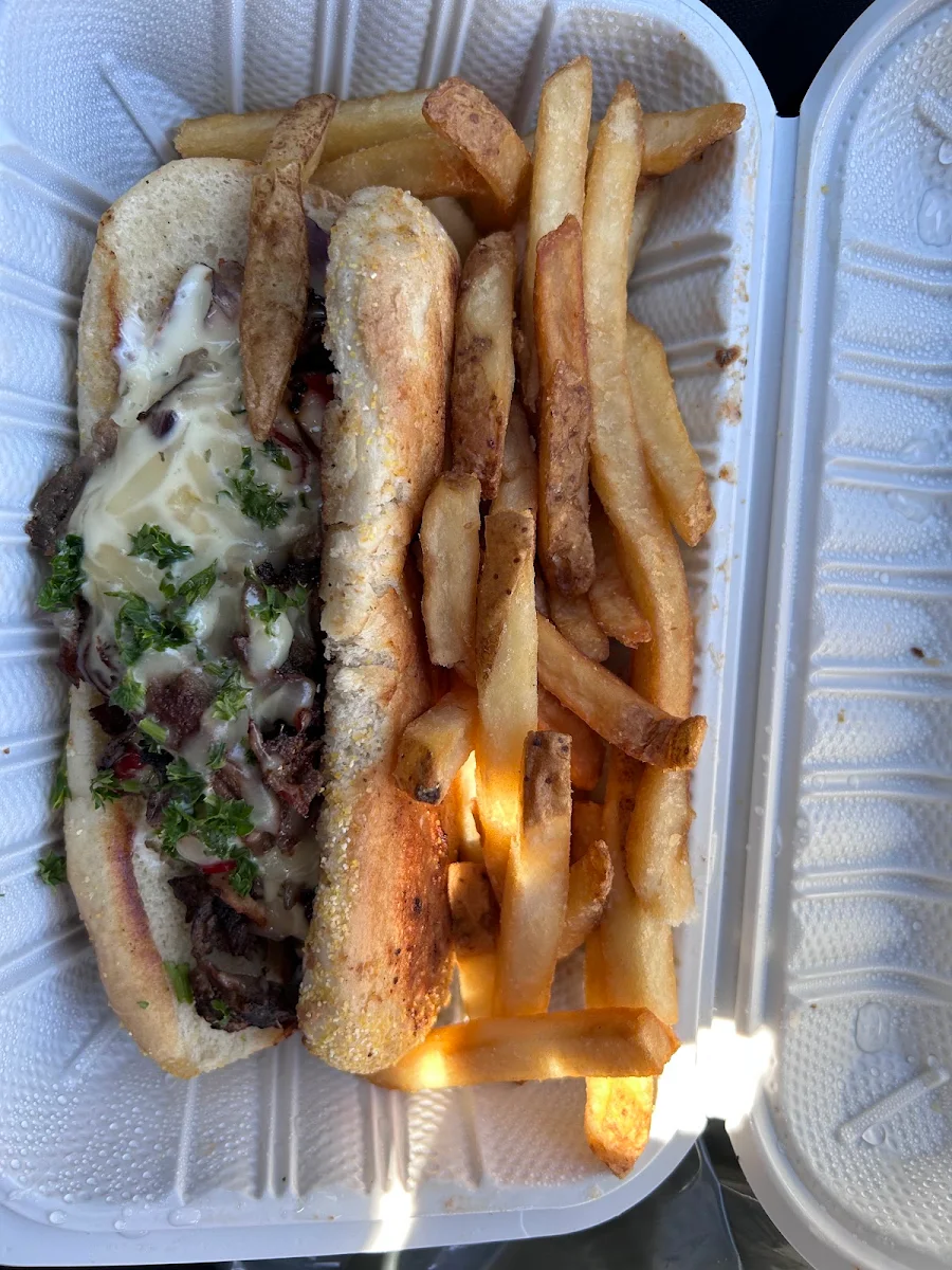 Philly Cheese, Malek El Shawarma