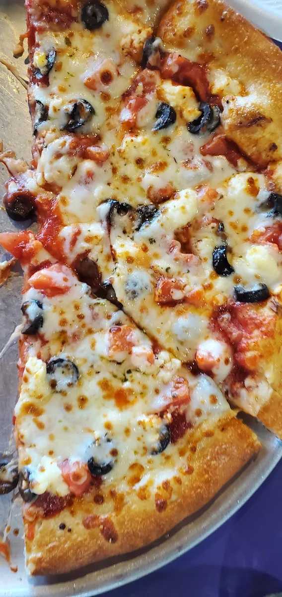 Mediterranean Pizza