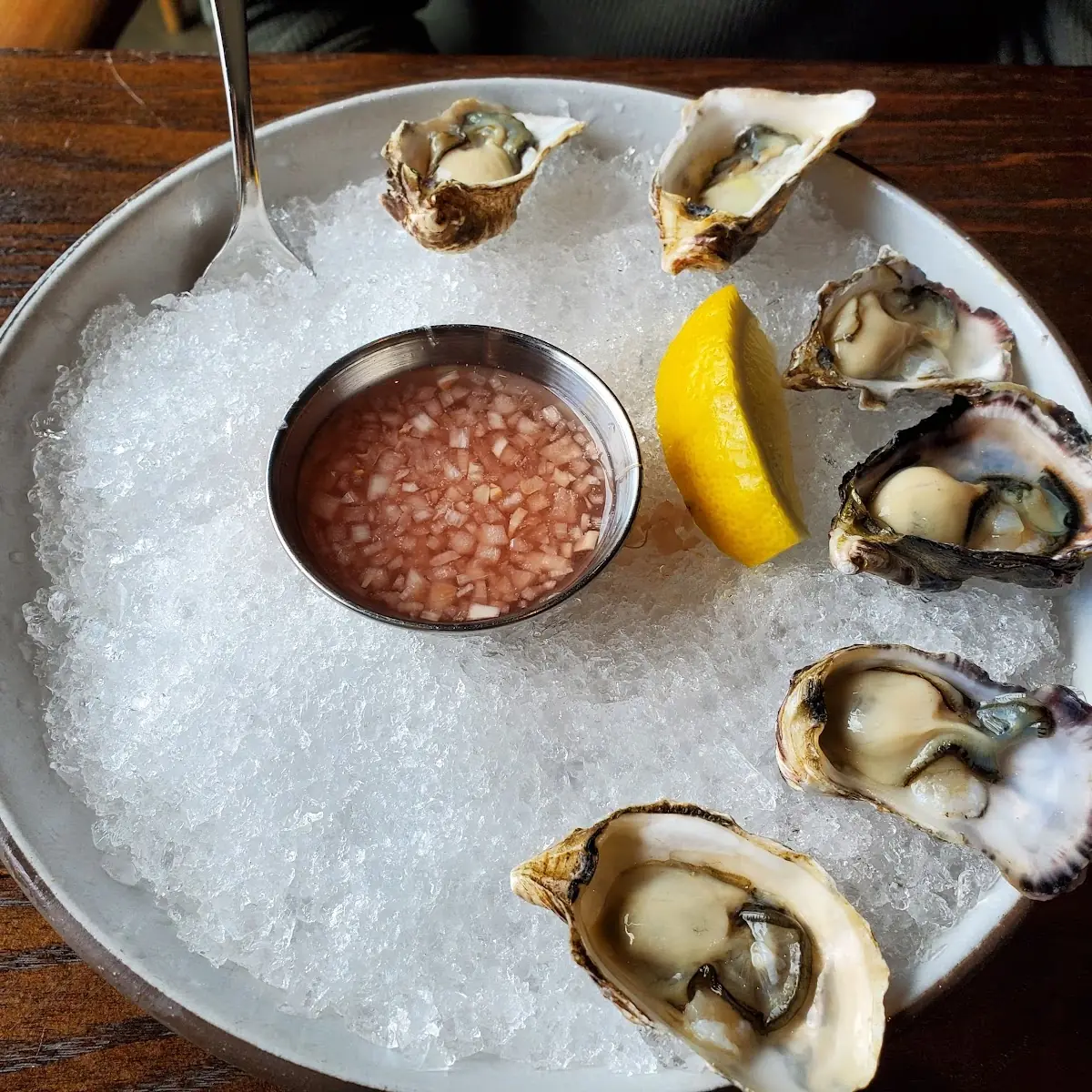 Fresh Oysters with Lemon and Sauce