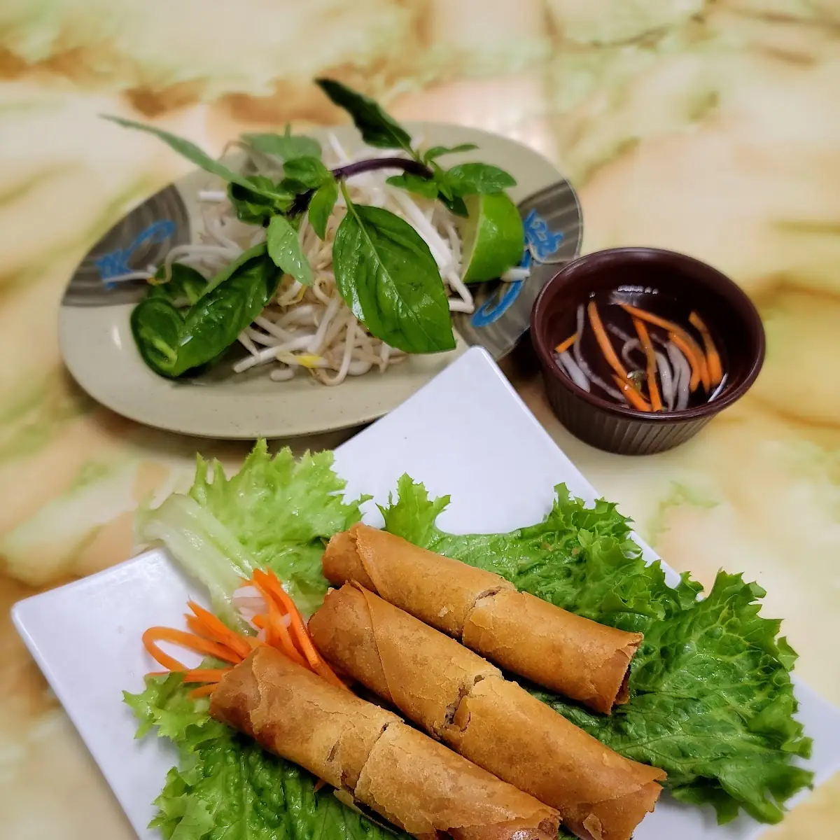 Vermicelli with Egg Rolls