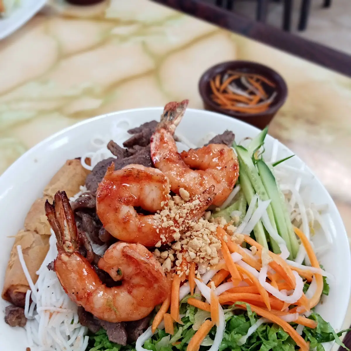 Vermicelli Grilled Meat & Shrimp Sausage
