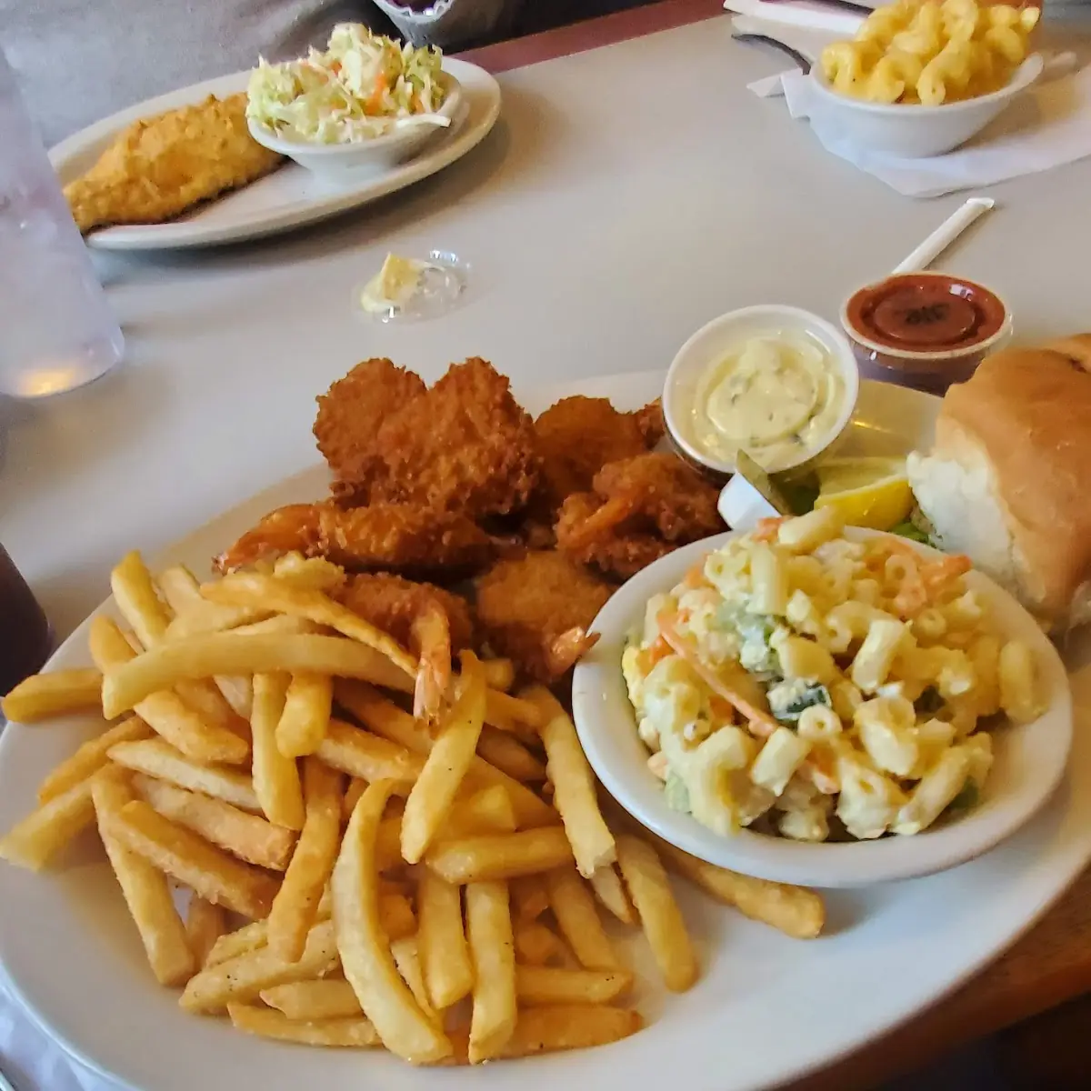 Fried Shrimp Dinner with Macaroni Salad