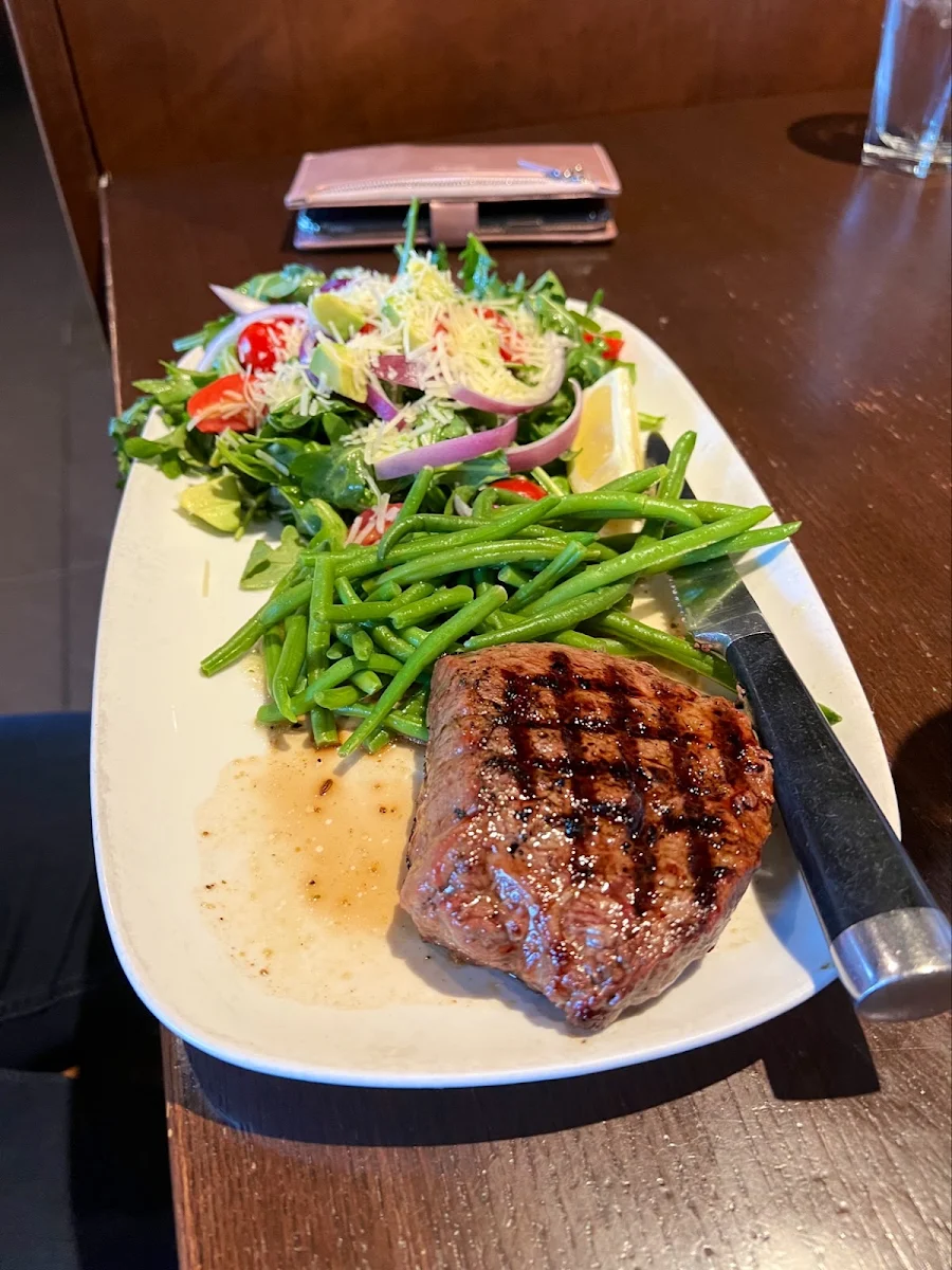 Sirloin Steak, MR MIKES SteakhouseCasual