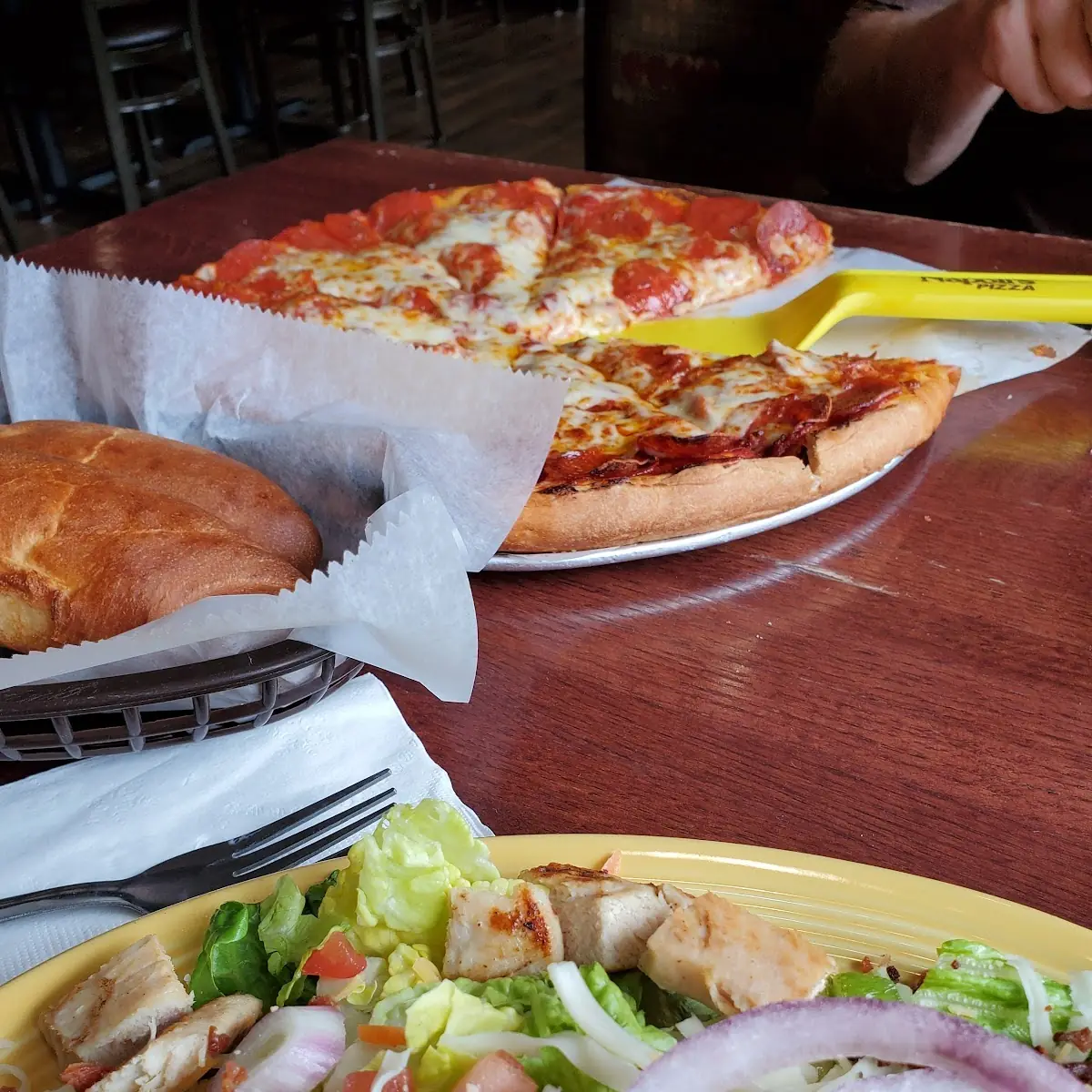 Original Pepperoni Pizza